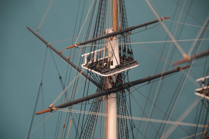 A fighting top on a mast